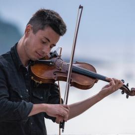 Violinista Yan Lilison| ContratarArtistas.com