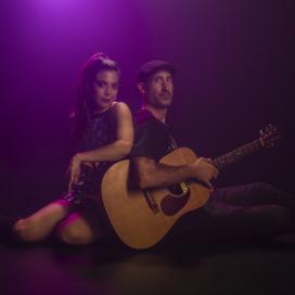 Pola Carranza Acoustic Duo | ContratarArtistas.com
