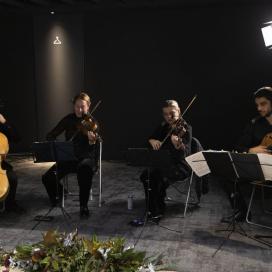 Cuarteto clásico con Guitarra Española | ContratarArtistas.com