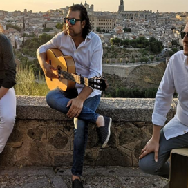 Trío flamenco rumbero Madrid | ContratarArtistas.com