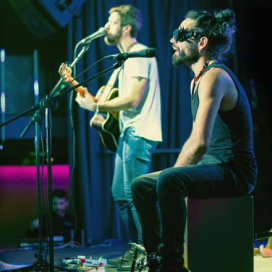 Contratar dúo pop rock | ContratarArtistas.com