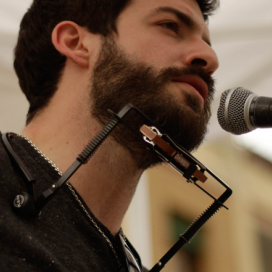 Contratar dúo pop rock para boda | ContratarArtistas.com