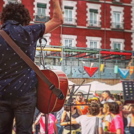 Contratar cantante Madrid pop rock | ContratarArtistas.com