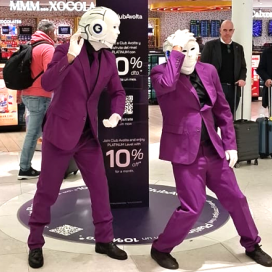 Street Marketing con Robots | ContratarArtistas.com