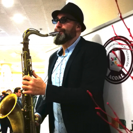 Saxofonista coctel | ContratarArtistas.com