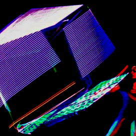 Performance cubo lec | ContratarArtistas.com