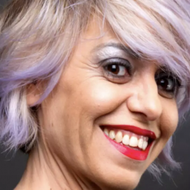 Monologuista mujer | ContratarArtistas.com